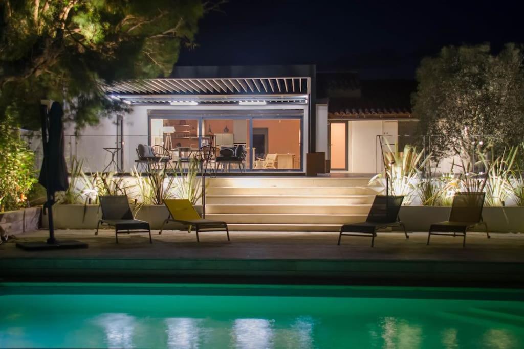 Villa Des Jacinthes Tarascon Exteriör bild